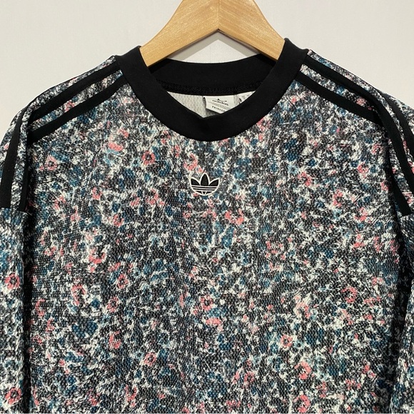 Adidas Sweatshirt‎ Primegreen Sleek Spacer Mesh Top Womens Size Small Pullover - Picture 2 of 12